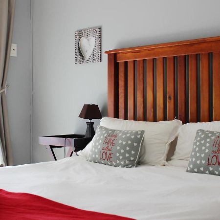 Smithland Guest Apartments Cape Town Bellville Eksteriør bilde
