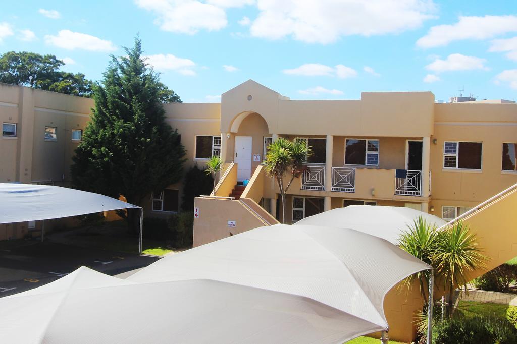 Smithland Guest Apartments Cape Town Bellville Eksteriør bilde