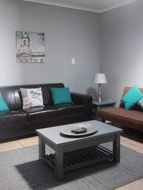 Smithland Guest Apartments Cape Town Bellville Eksteriør bilde