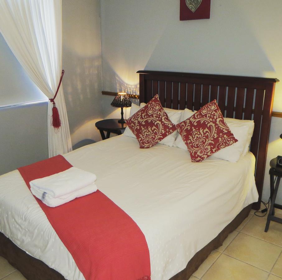 Smithland Guest Apartments Cape Town Bellville Eksteriør bilde